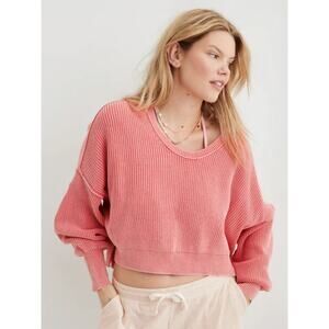 AERIE Beyond Cropped Sweater Haute Coral Size S Long Balloon Sleeves Split Hem